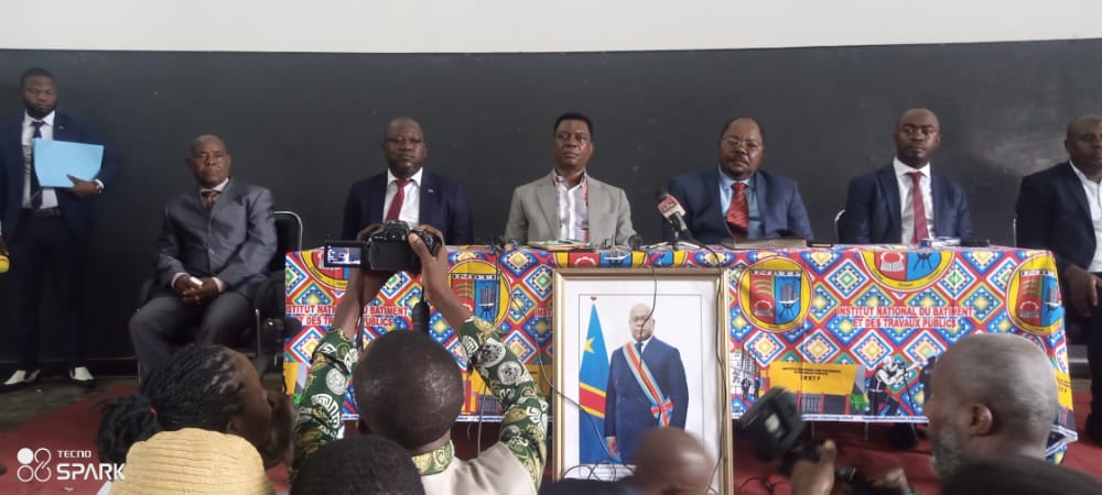 Kinshasa- Esu : le nouveau DG de l'INBTP Fils  Makanzu a pris officiellement ses fonctions.