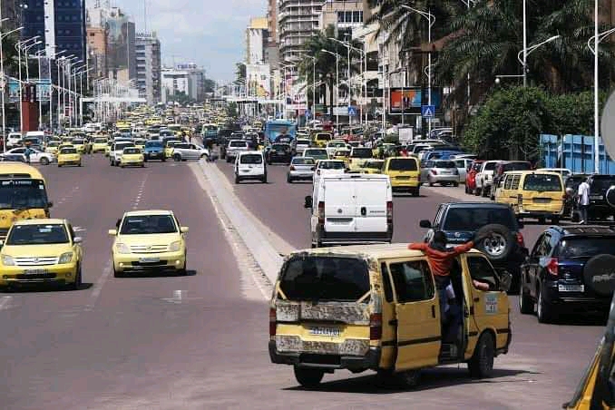 Rdc-30 juin: Kinshasa sera perturbé par des embouteillages monstres sur le boulevard Lumumba, alerte l'hôte de ville.