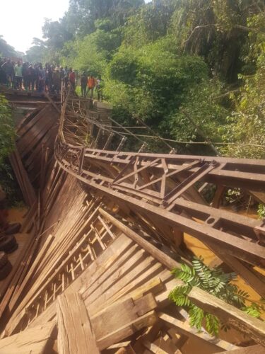 Ituri - le pont reliant les territoires de Mambasa et Beni s'est effondré.