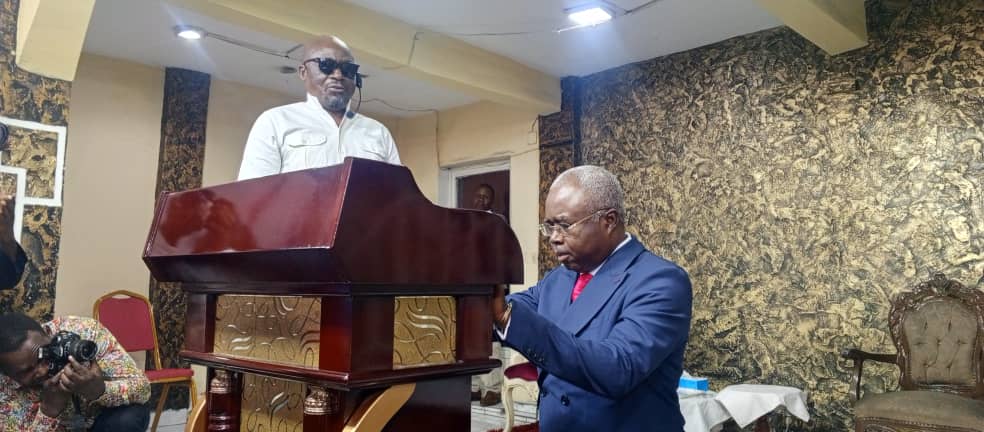 Kinshasa- élu premier vice-président du Sénat : José Kalala wa Kalala confie ses nouvelles fonctions entre les mains de Dieu.